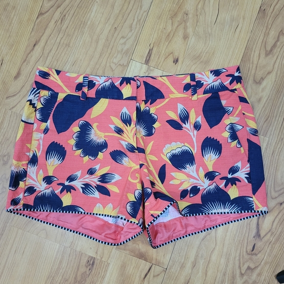 NWOT J Crew Hibiscus Poppy Coral Orange Shorts Size 2 - Picture 2 of 8